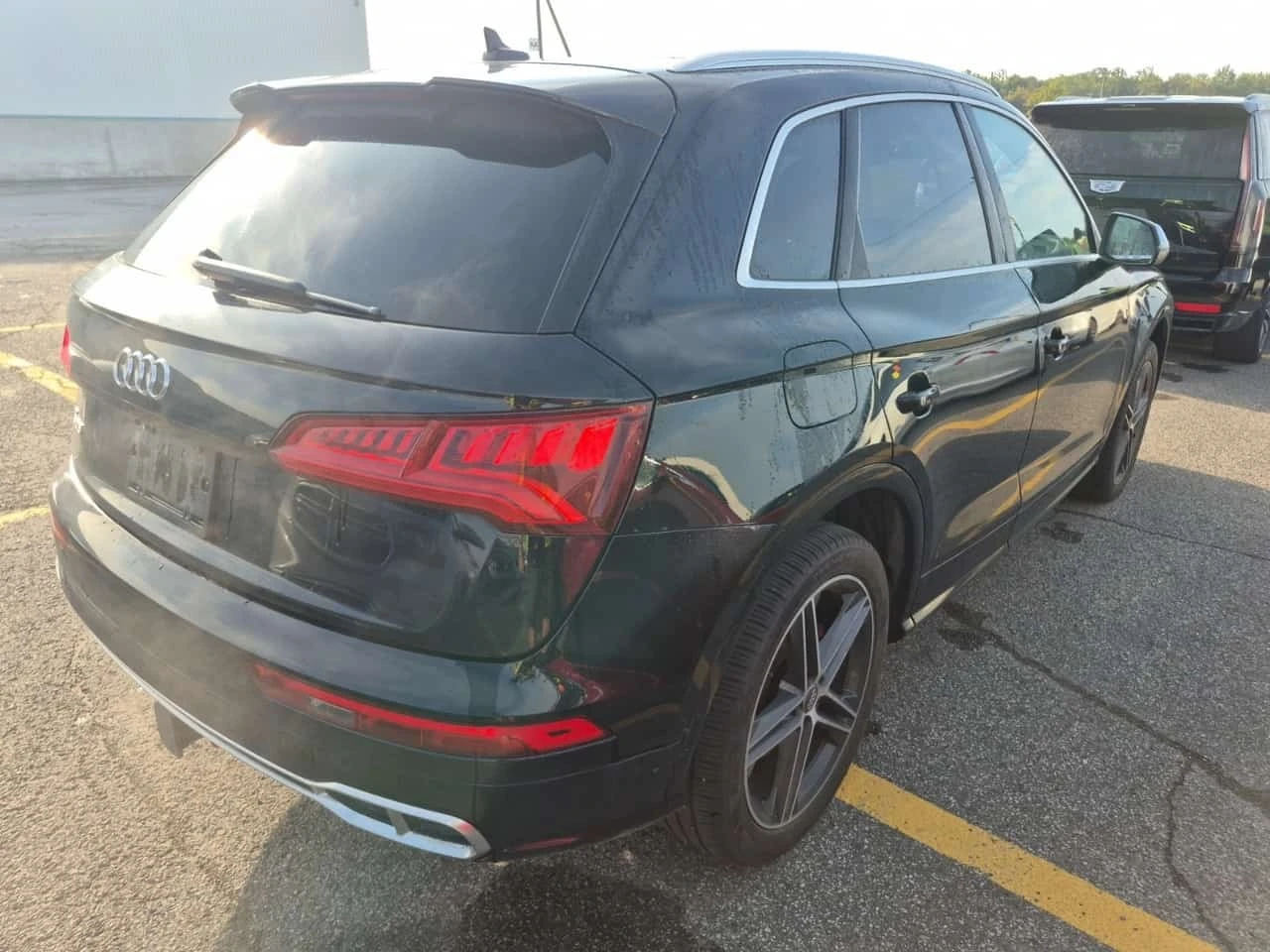 Audi SQ5 * PROGRESSIV * CARFAX * ЦЕНА ДО БГ, снимка 3 - Автомобили и джипове - 55738971