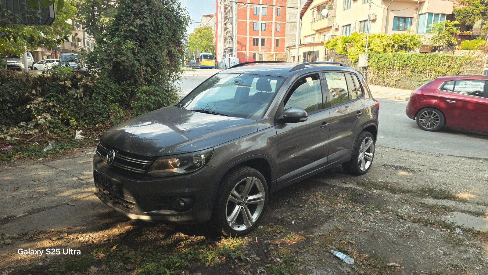 VW Tiguan 2.0tdi, снимка 4 - Автомобили и джипове - 56264669