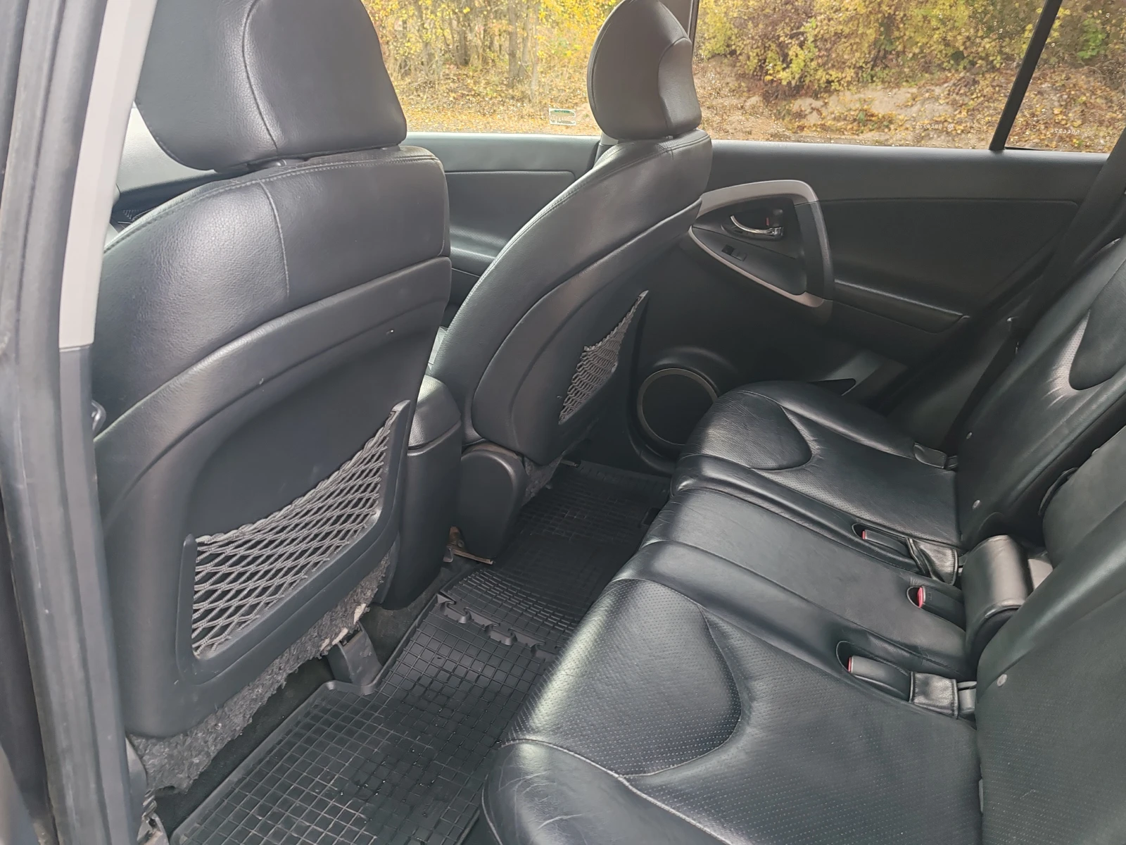 Toyota Rav4, снимка 6 - Автомобили и джипове - 56454084