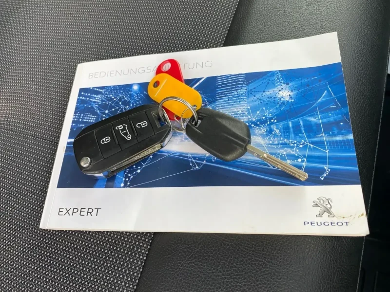 Peugeot Expert -2018г.-EUR0 6/КЛИМАТРОНИК, снимка 15 - Бусове и автобуси - 49609648