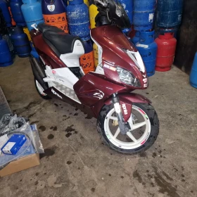  Aprilia Sr