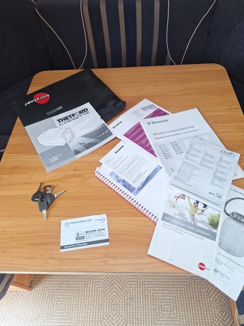 Каравана Burstner Flipper 435 tn, снимка 14 - Каравани и кемпери - 51422372