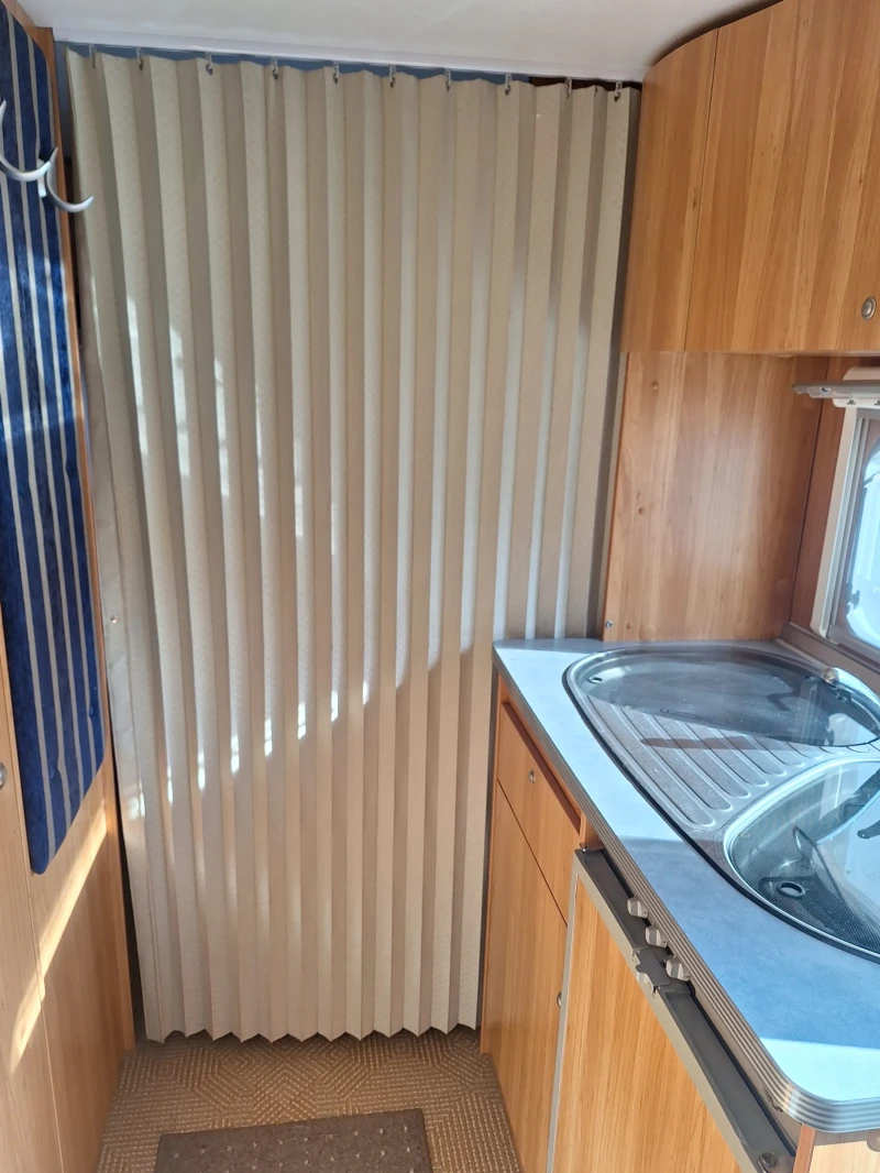 Каравана Burstner Flipper 435 tn, снимка 15 - Каравани и кемпери - 51422372