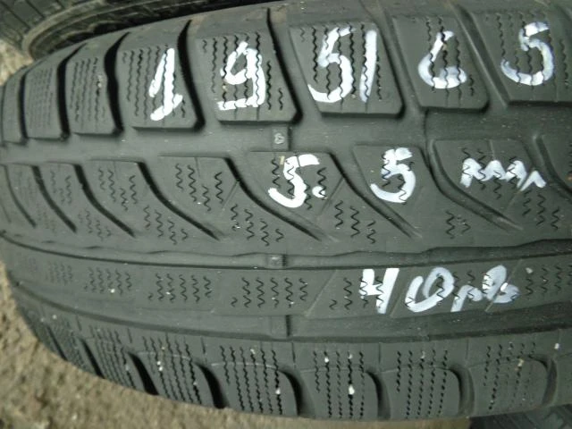 Гуми Всесезонни 195/65R15, снимка 4 - Гуми и джанти - 10115074