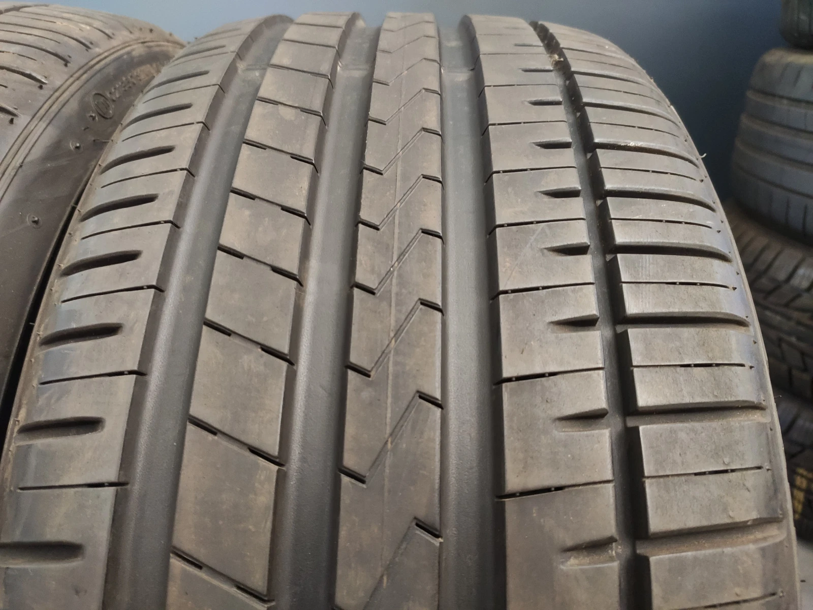  225/35R20 | Mobile.bg   1