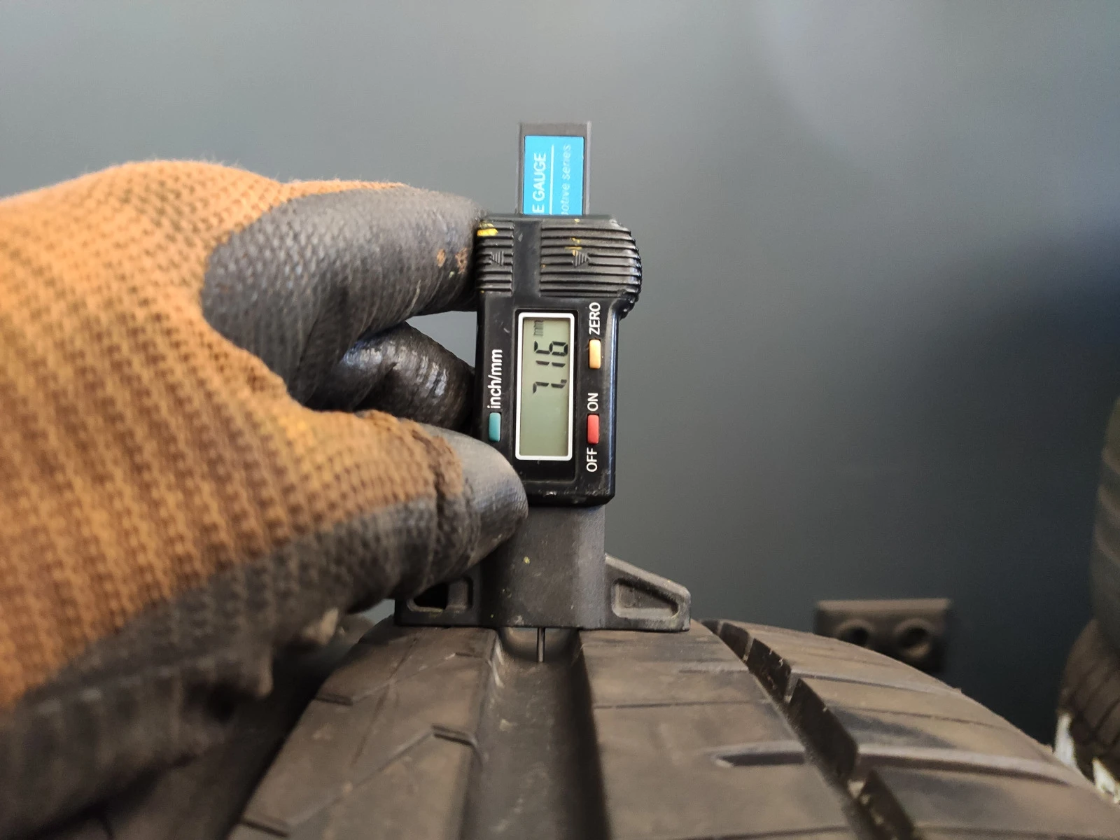  225/35R20 | Mobile.bg   4