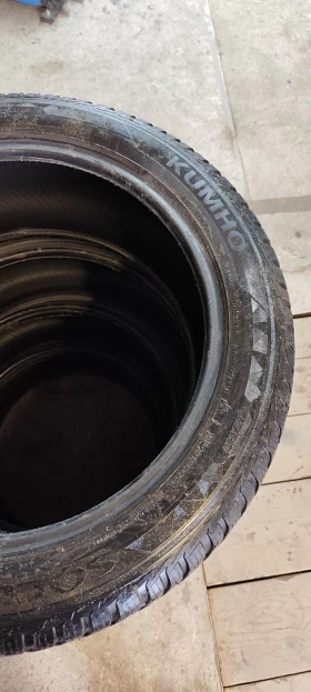 Гуми Всесезонни 245/45R18, снимка 6 - Гуми и джанти - 48620460