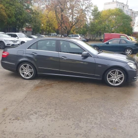 Mercedes-Benz E 300 CDI , снимка 3