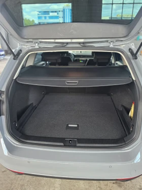 VW Passat Variant Business B8.5 1.5TSI  в Гаранция, снимка 5