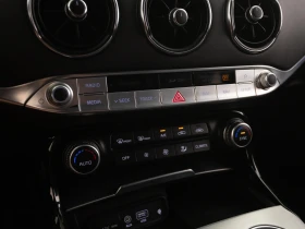 Kia Stinger GT Limited  | Auto.bg — изображение 14
