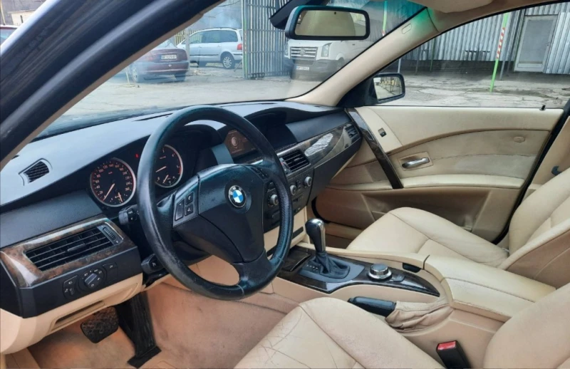 BMW 530 3.0D АВТОМАТ КОЖА, снимка 11 - Автомобили и джипове - 47791220