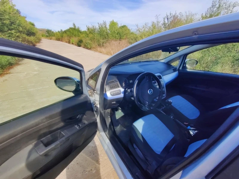 Fiat Punto 1.4i, снимка 3 - Автомобили и джипове - 51612863