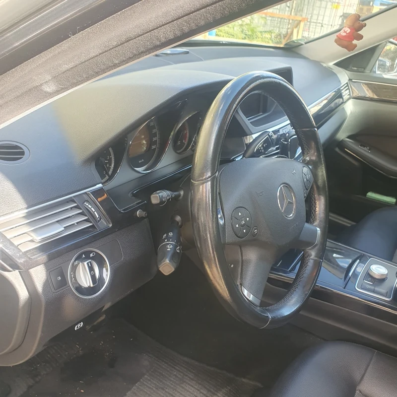 Mercedes-Benz E 300 CDI , снимка 6 - Автомобили и джипове - 53200928