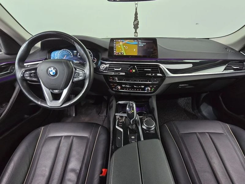 BMW 520, снимка 7 - Автомобили и джипове - 56505864