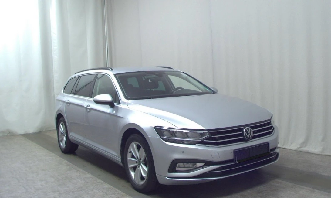 VW Passat 2.0TDI 4x4 FACELIFT* MATRIX* LED* Теглич* ЛИЗИНГ*  - изображение 2