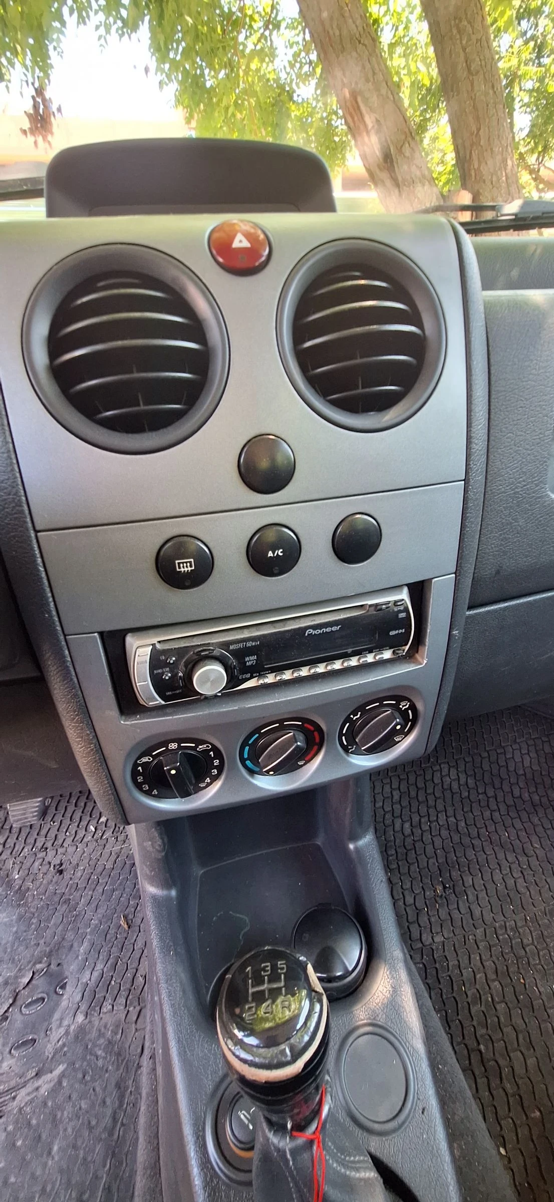 Peugeot Partner 1.6hdi  - изображение 10