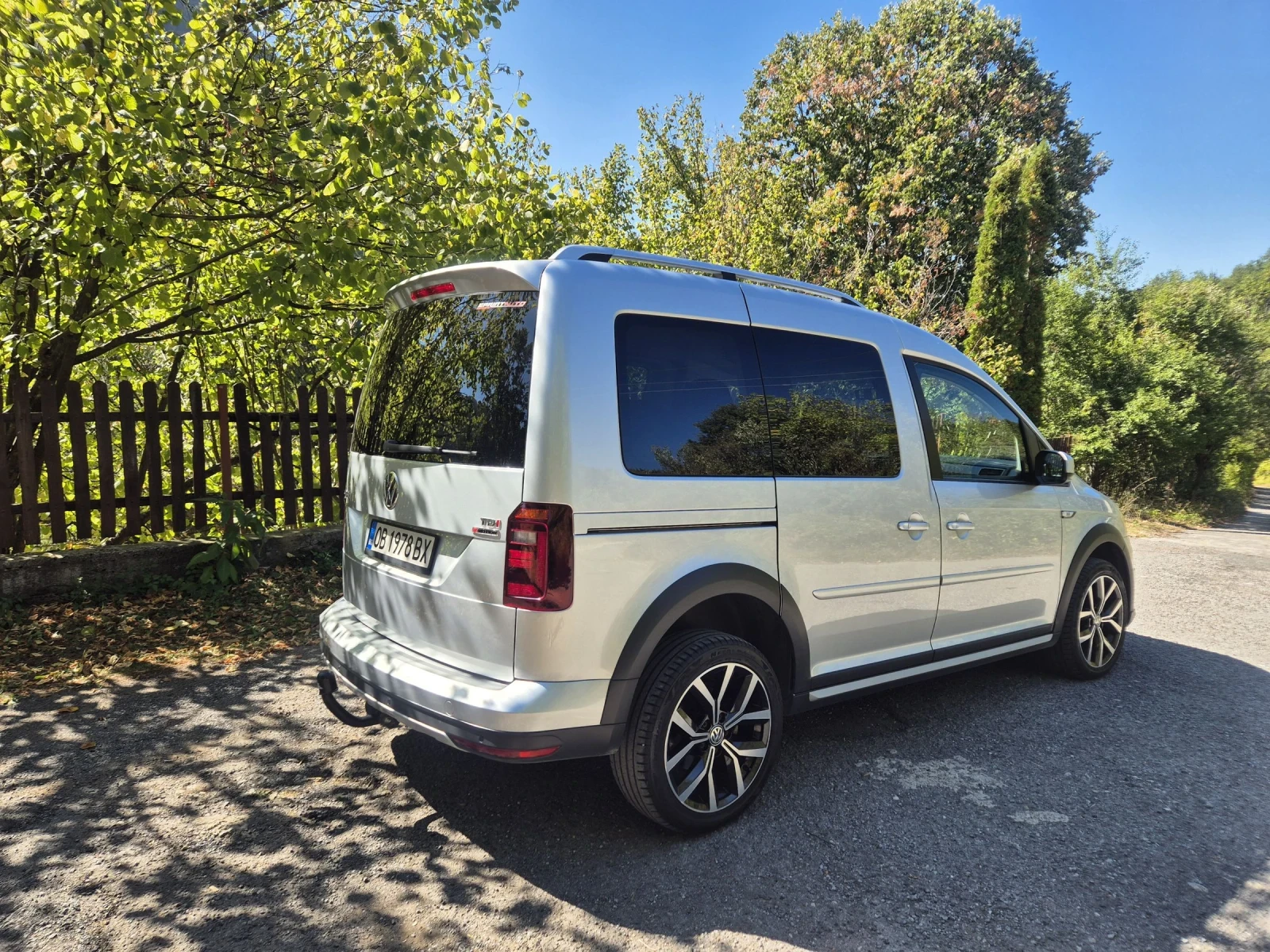 VW Caddy ALLTRACK 4X4 - изображение 6