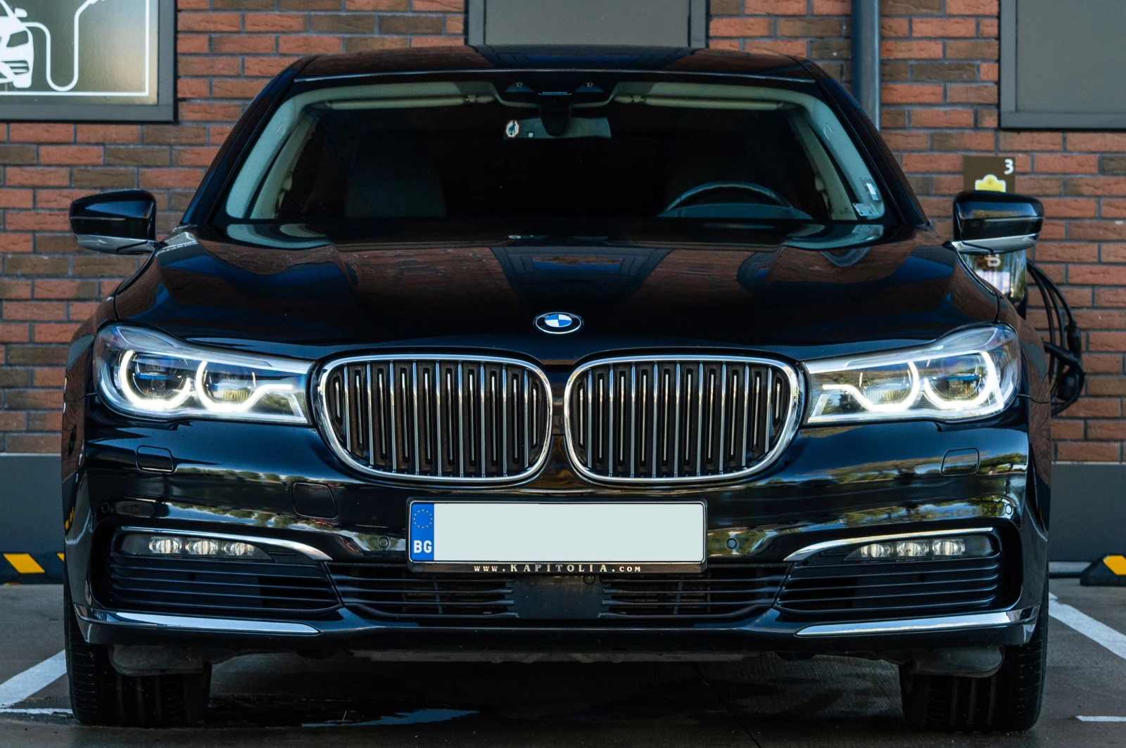 BMW 730 D Long xDrive - изображение 2
