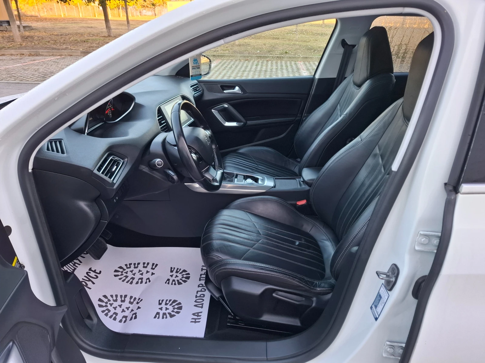 Peugeot 308 2.0hdi Navi Подгрев Панорама - изображение 6