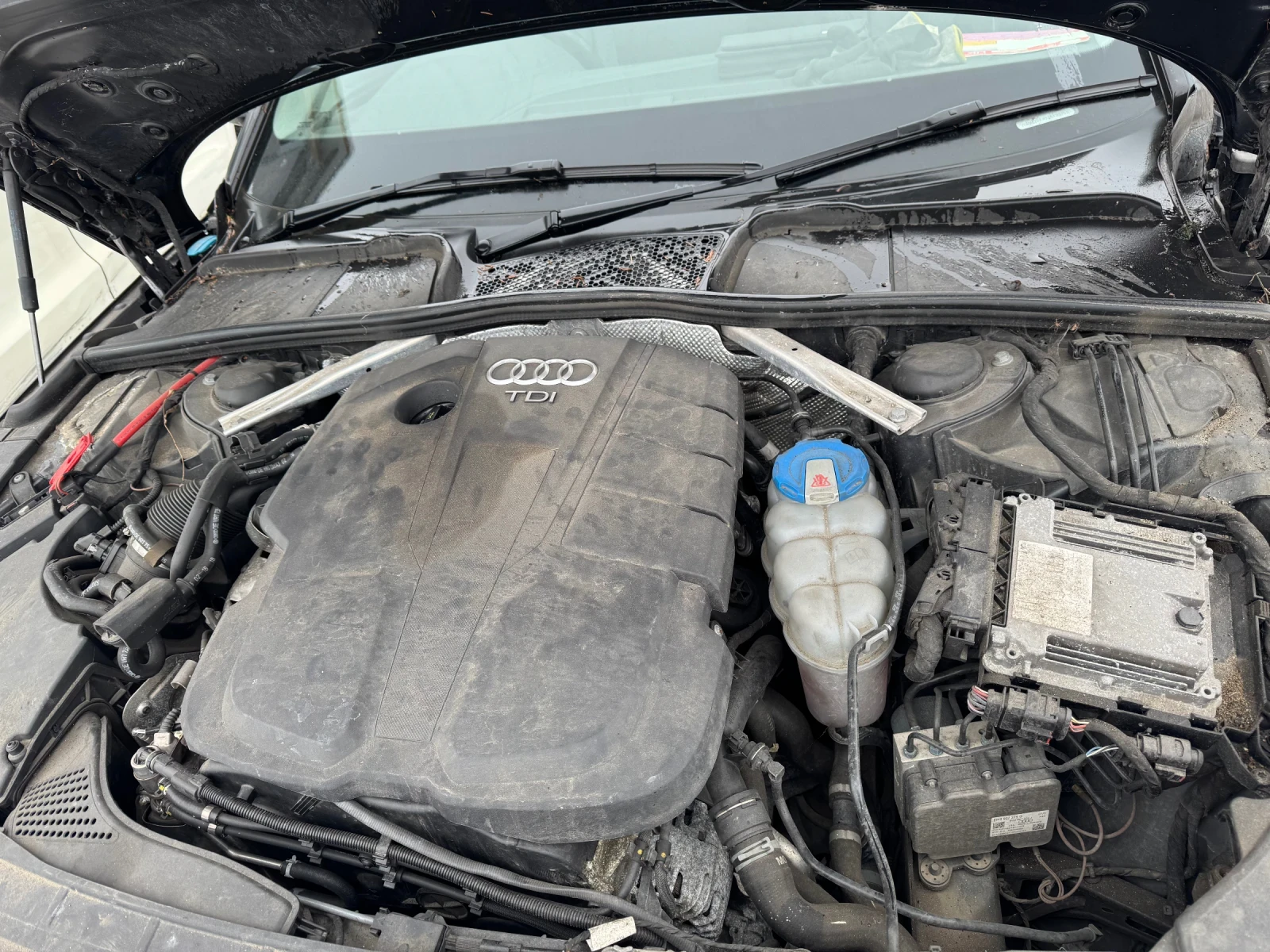 Audi A4 2.0 150кс на части, снимка 9 - Автомобили и джипове - 54086115