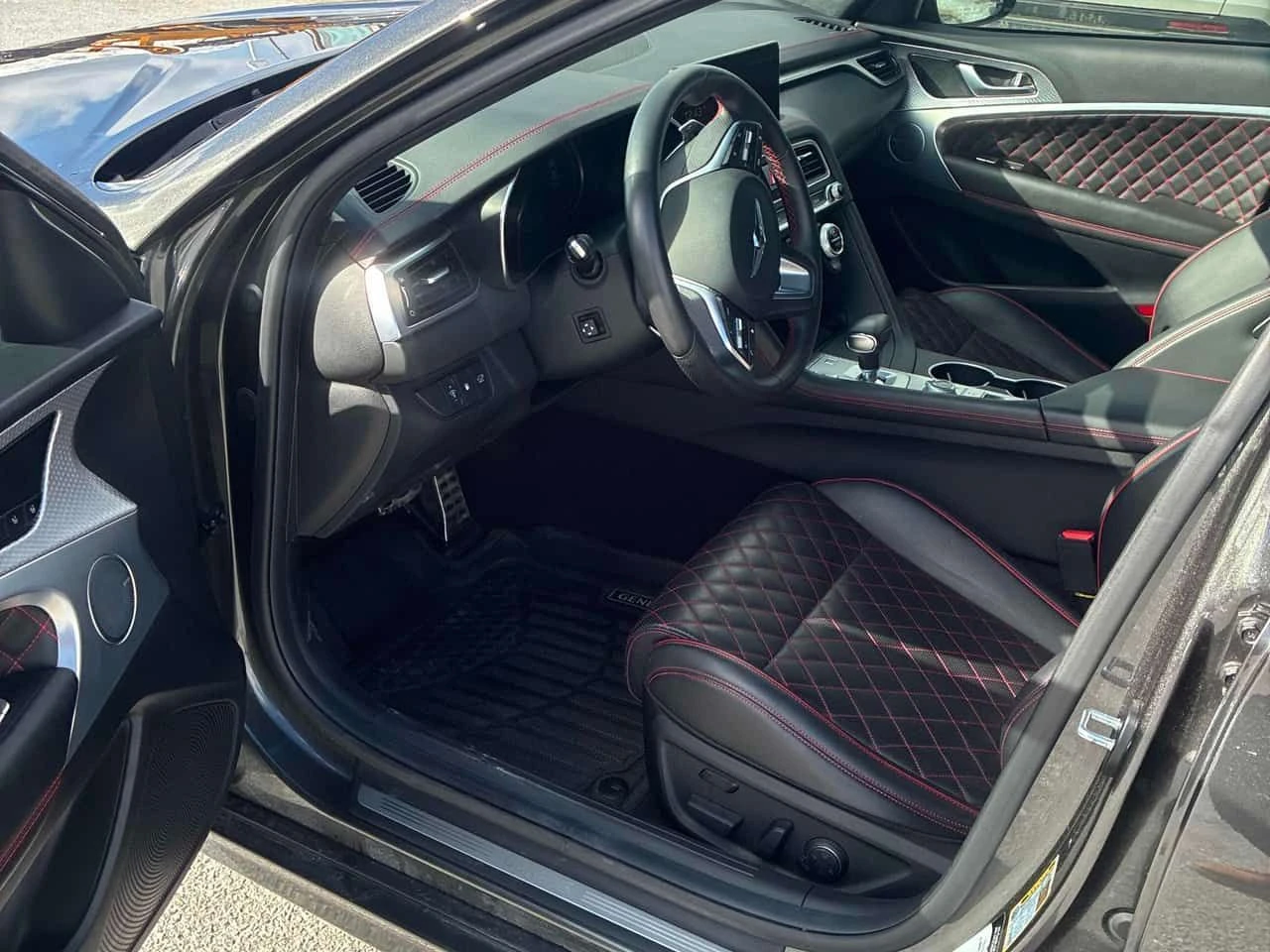 Genesis G70 * 3.3T Sport * DISTRONIC* ���������* 360������* *  | Mobile.bg � ����������� 5