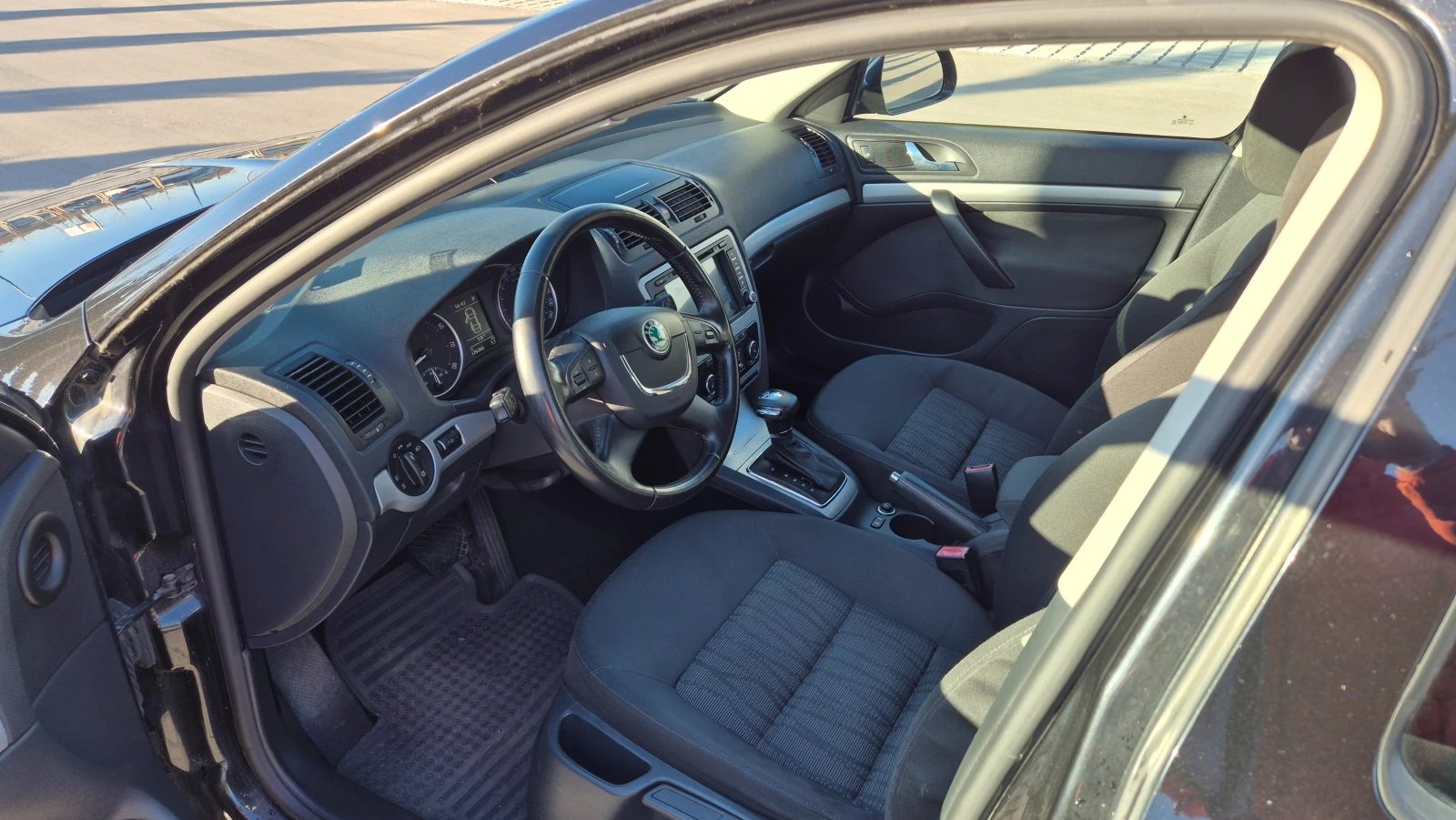 Skoda Octavia II генерация, снимка 6 - Автомобили и джипове - 53720437