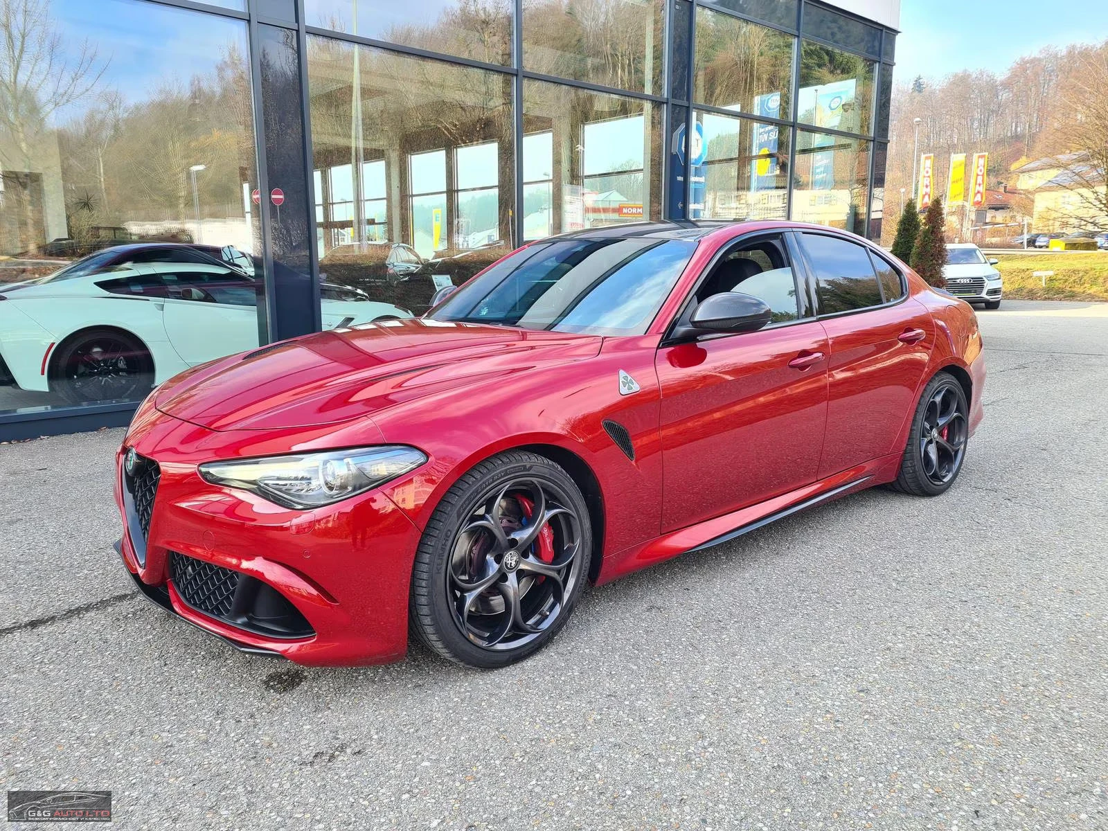 Alfa Romeo Giulia 2.9/V6/510HP/QUADRIFOGLIO/CARBON/H&K/CAM/ACC/146z | Mobile.bg � ����������� 1