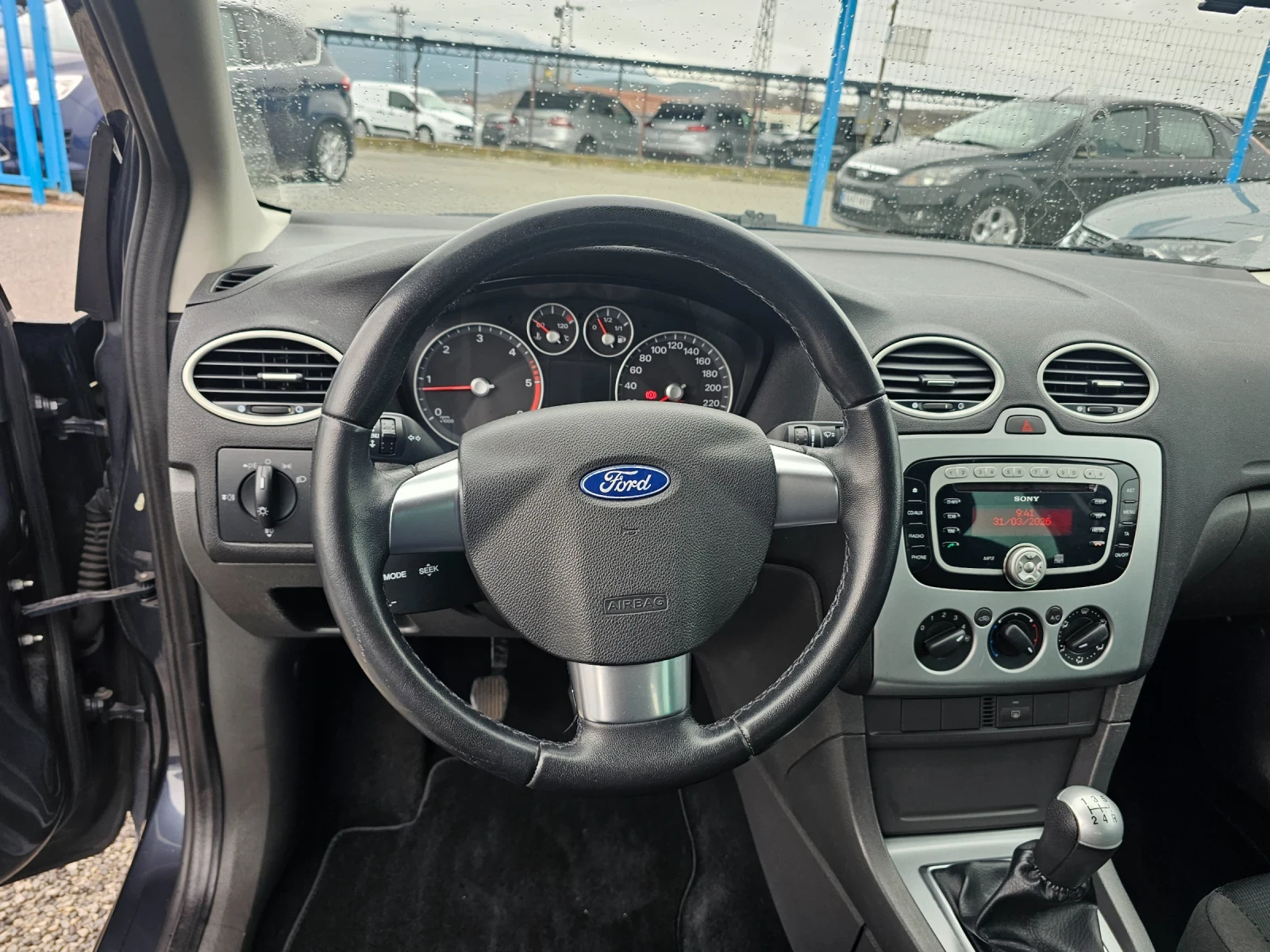 Ford Focus 1.6 tdci  90kc, снимка 10 - Автомобили и джипове - 54038012