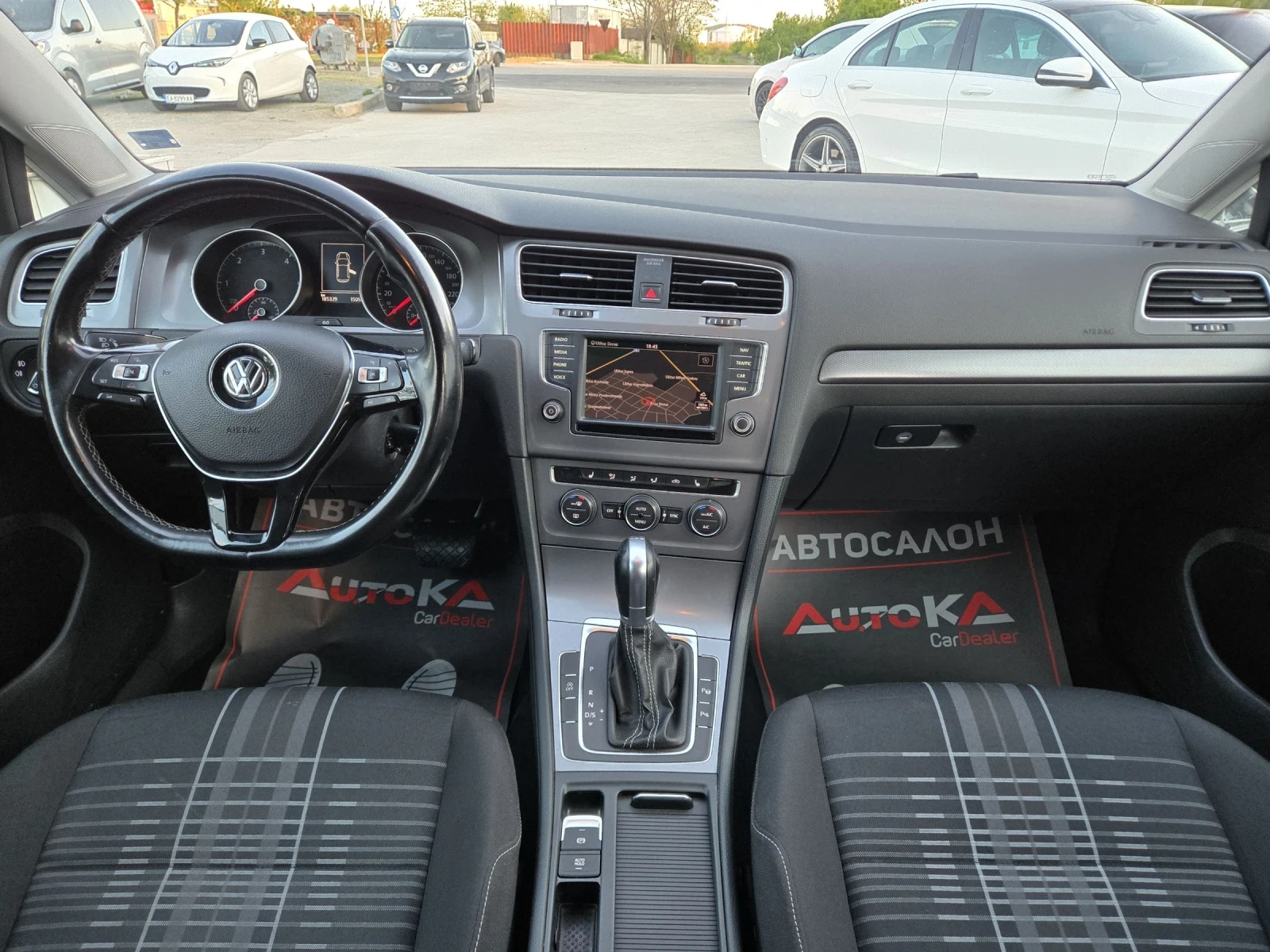VW Golf 2.0TDI-150кс= АВТОМАТ= LOUNGE= NAVI= ПОДГРЕВ= CRUI, снимка 12 - Автомобили и джипове - 54347888