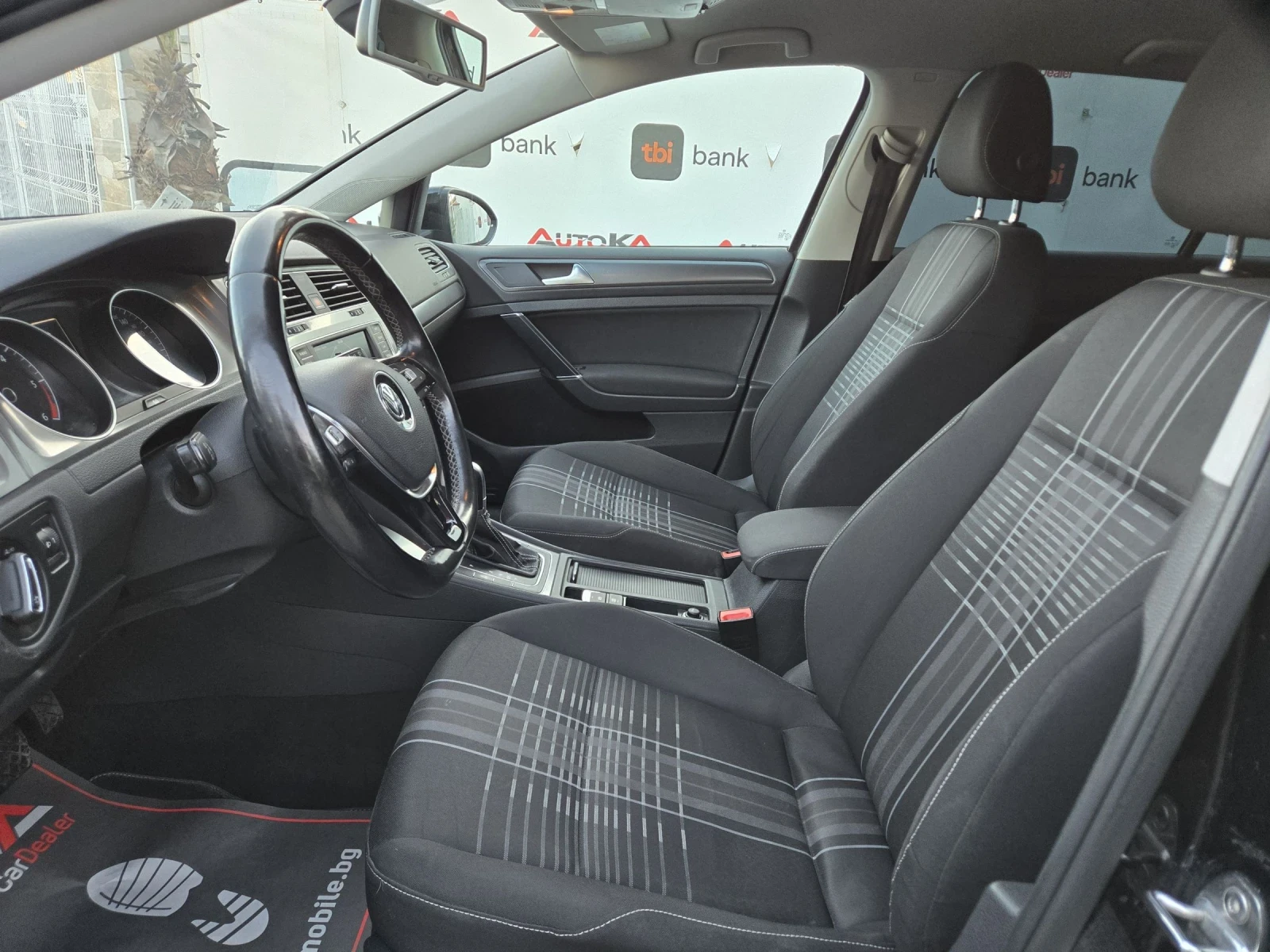 VW Golf 2.0TDI-150кс= АВТОМАТ= LOUNGE= NAVI= ПОДГРЕВ= CRUI, снимка 7 - Автомобили и джипове - 54347888