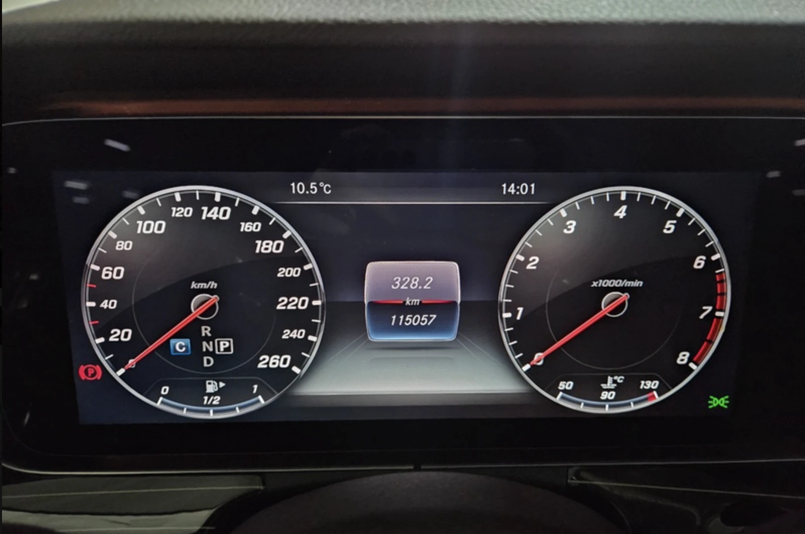 Mercedes-Benz E 400 BURMESTER / 360 CAM / HEAD-UP, снимка 14 - Автомобили и джипове - 54356156