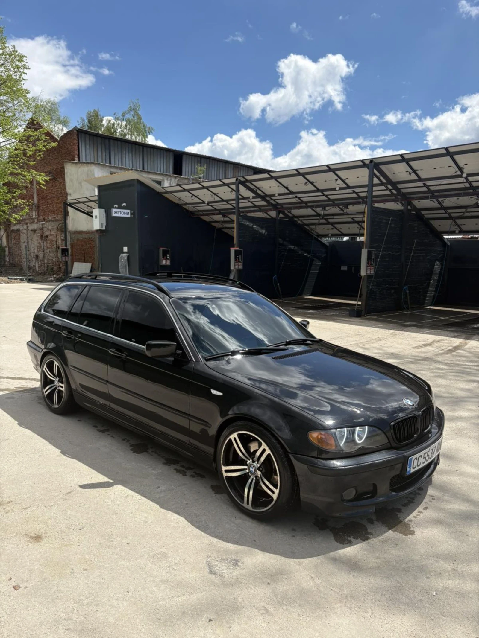 BMW 330