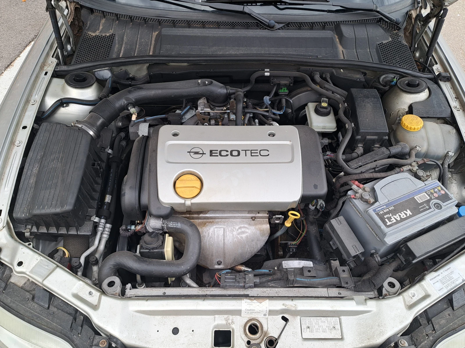 Opel Vectra 1.6.  16V , снимка 9 - Автомобили и джипове - 54658085