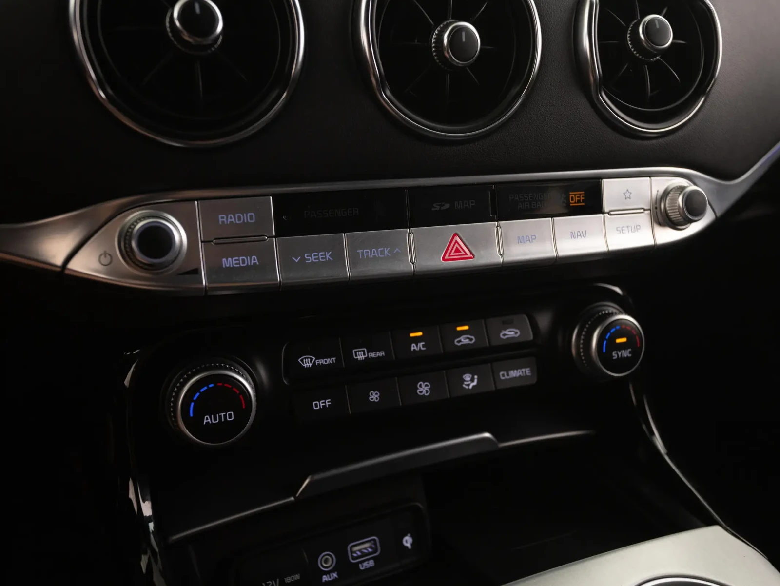 Kia Stinger GT Limited , снимка 14 - Автомобили и джипове - 55102565
