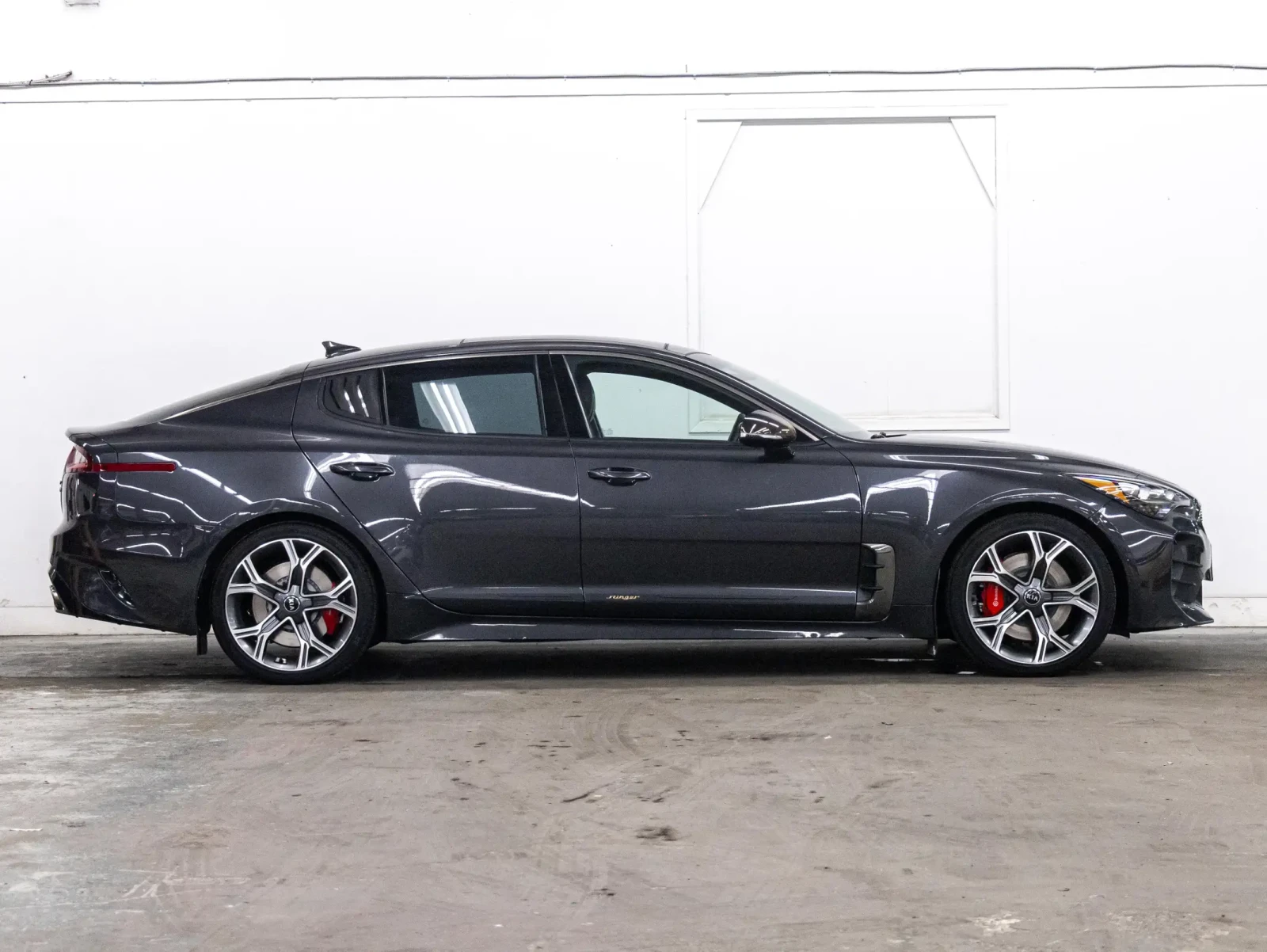 Kia Stinger GT Limited , снимка 5 - Автомобили и джипове - 55102565