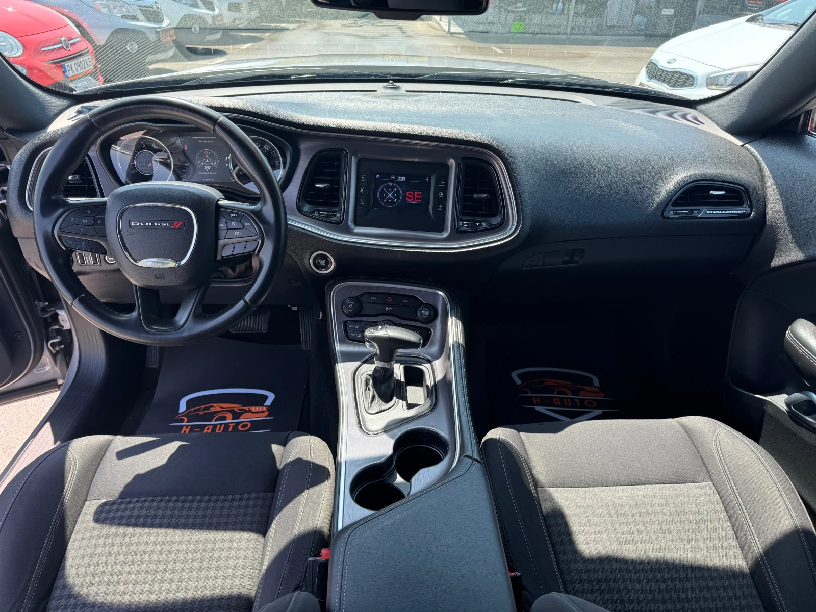 Dodge Challenger 3.6 / LPG /8ZF, снимка 7 - Автомобили и джипове - 55338890