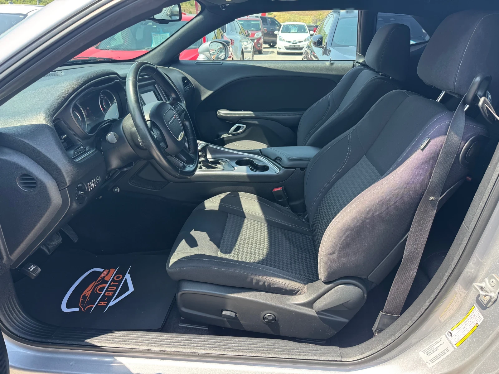 Dodge Challenger 3.6 / LPG /8ZF, снимка 5 - Автомобили и джипове - 55338890