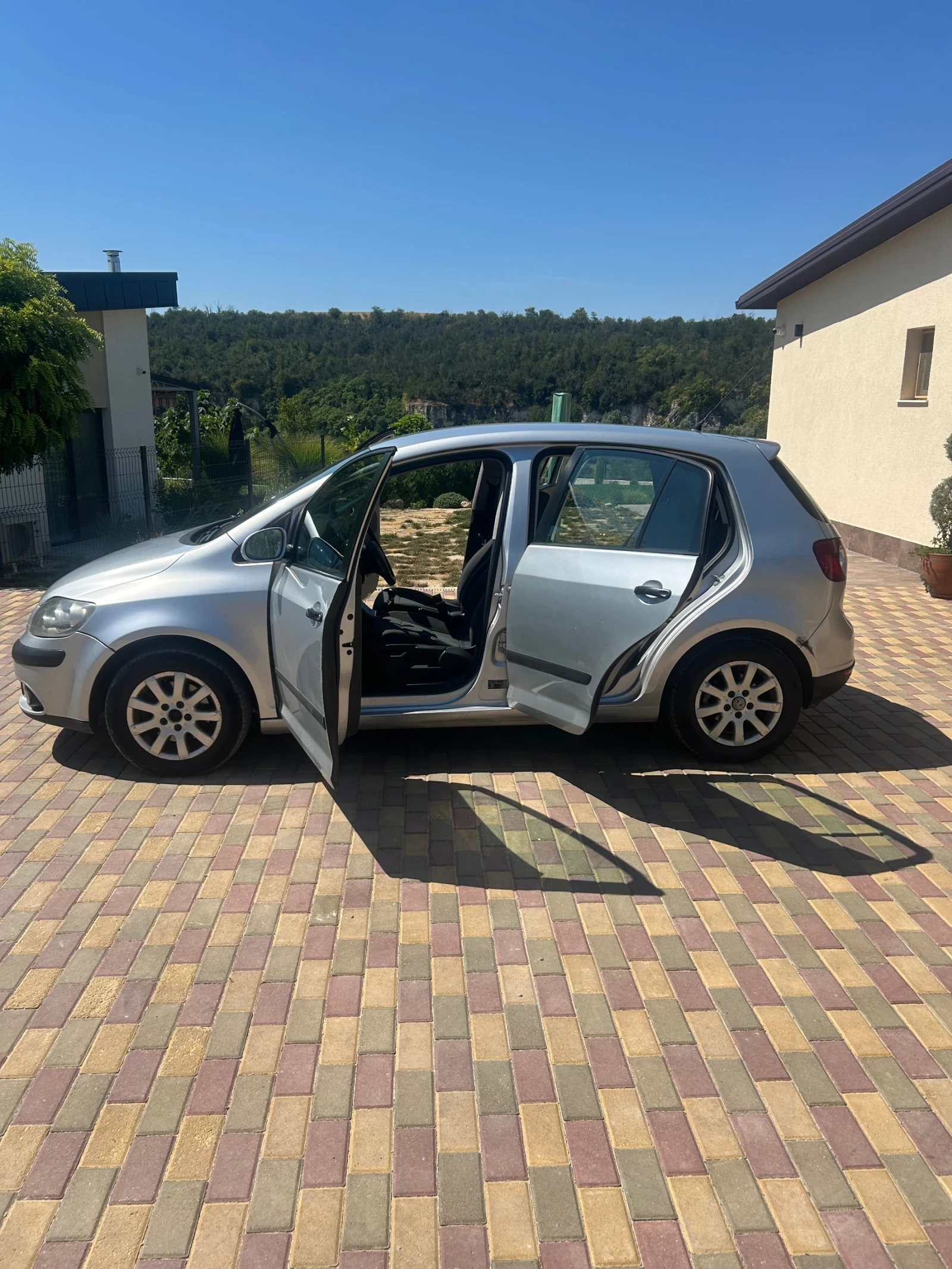 VW Golf Plus, снимка 7 - Автомобили и джипове - 55737355
