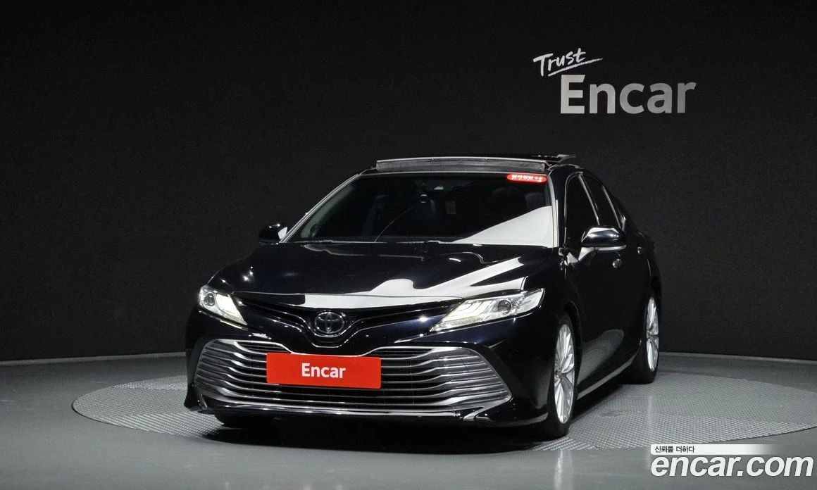 Toyota Camry 2.5, снимка 2 - Автомобили и джипове - 56123295