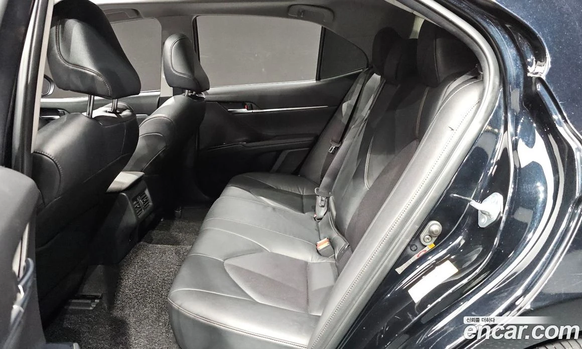 Toyota Camry 2.5, снимка 15 - Автомобили и джипове - 56123295