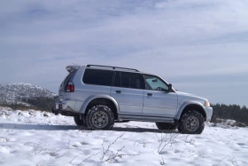 Mitsubishi Pajero sport - 5700 € / 11148.23 лв. - 66777604 14