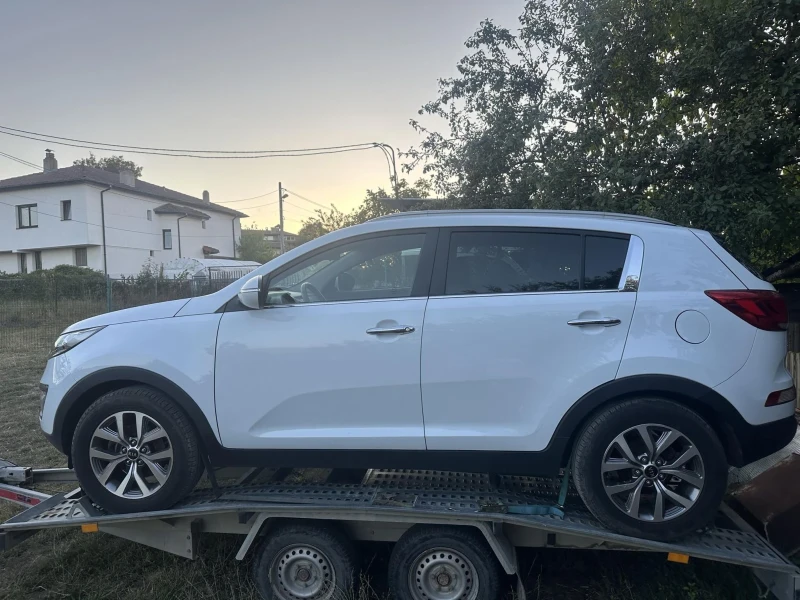 Kia Sportage 1.6 GPL Facelift, снимка 5 - Автомобили и джипове - 47286018