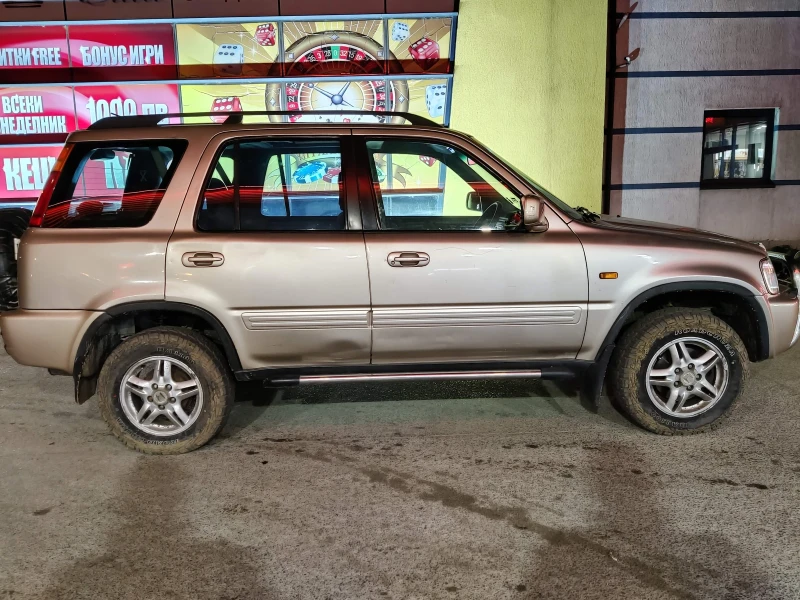 Honda Cr-v, снимка 6 - Автомобили и джипове - 47341922