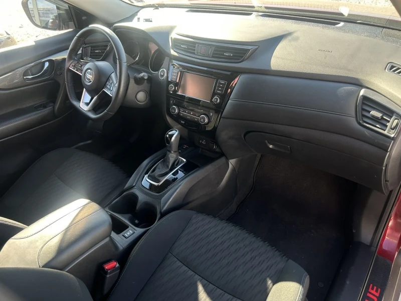 Nissan Rogue 2.5 AWD 172к.с, снимка 8 - Автомобили и джипове - 47911774