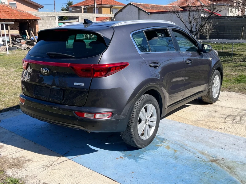 Kia Sportage, снимка 3 - Автомобили и джипове - 49425766