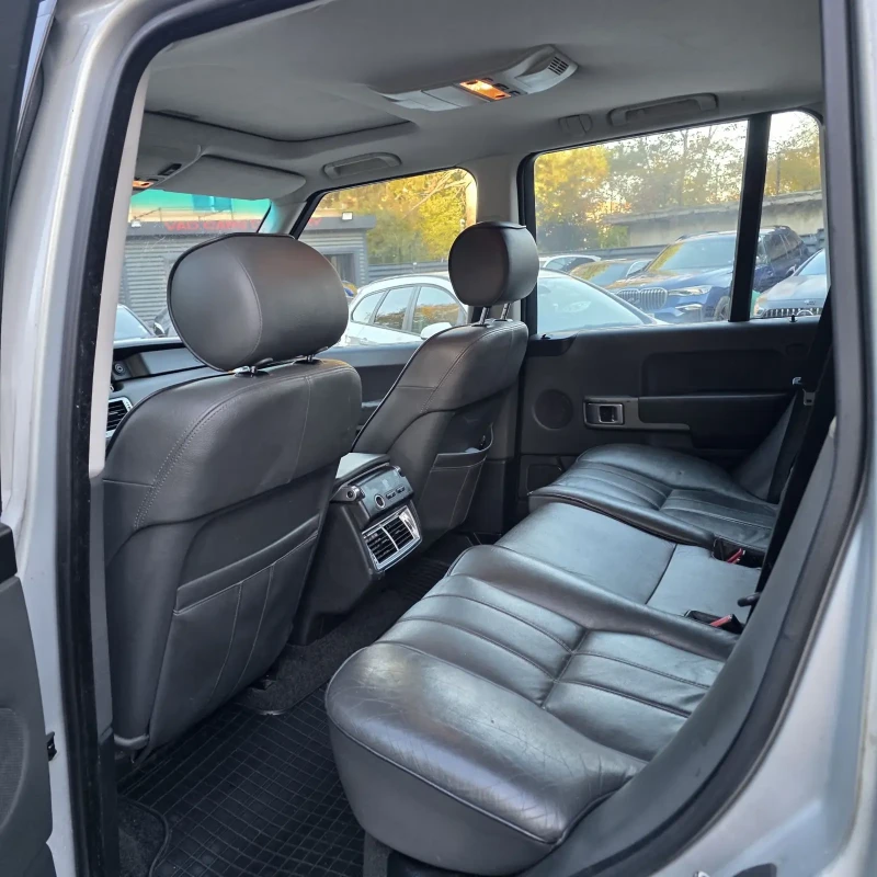 Land Rover Range rover 4.4, снимка 10 - Автомобили и джипове - 52358343