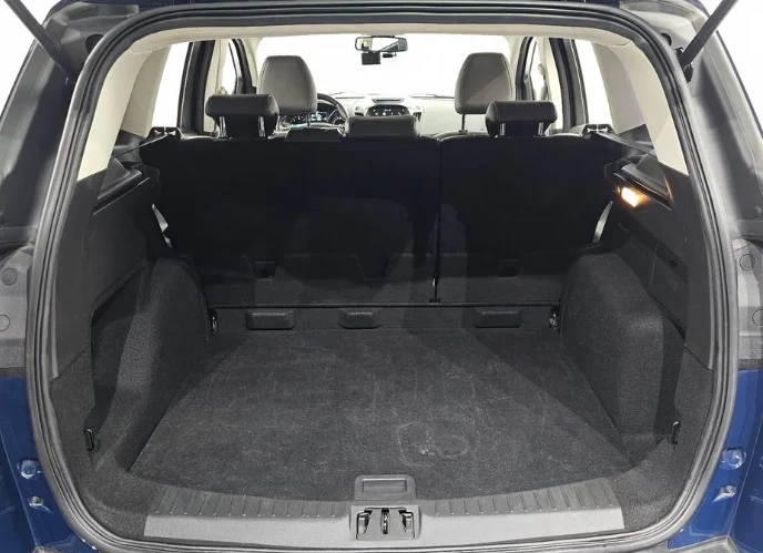 Ford Kuga 2.0 TDCI Trendy, снимка 15 - Автомобили и джипове - 52751202