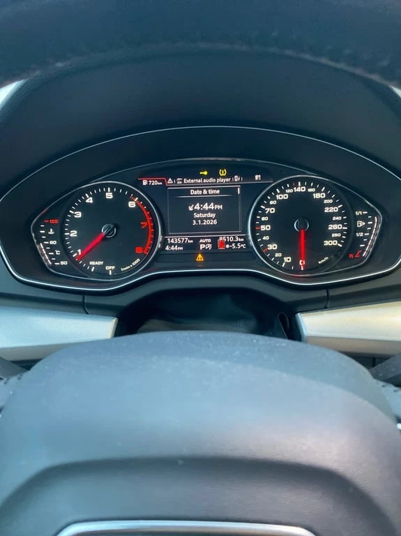 Audi Q5 * Progressiv * CARFAX * ЦЕНА ДО БГ, снимка 8 - Автомобили и джипове - 52975766