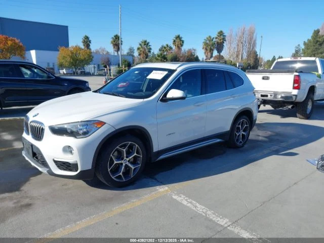 BMW X1 ПОДГРЕВ* КАМЕРА* КЕЙЛЕС* LANE* ASSIST, снимка 2 - Автомобили и джипове - 53124728