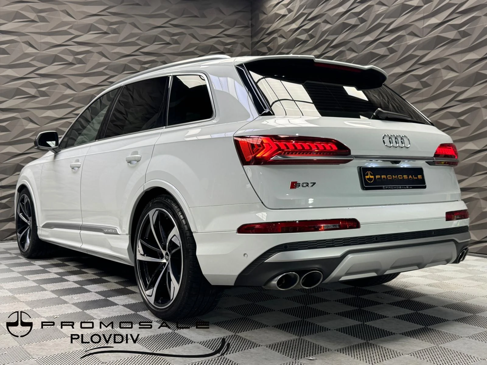 Audi SQ7 Quattro TFSI HuD* 360* 7 seats* Lift - изображение 3